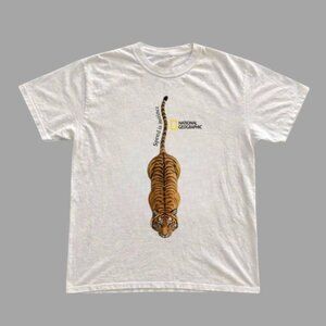 White - National Geographic Tiger Graphic Black Cotton T-shirt